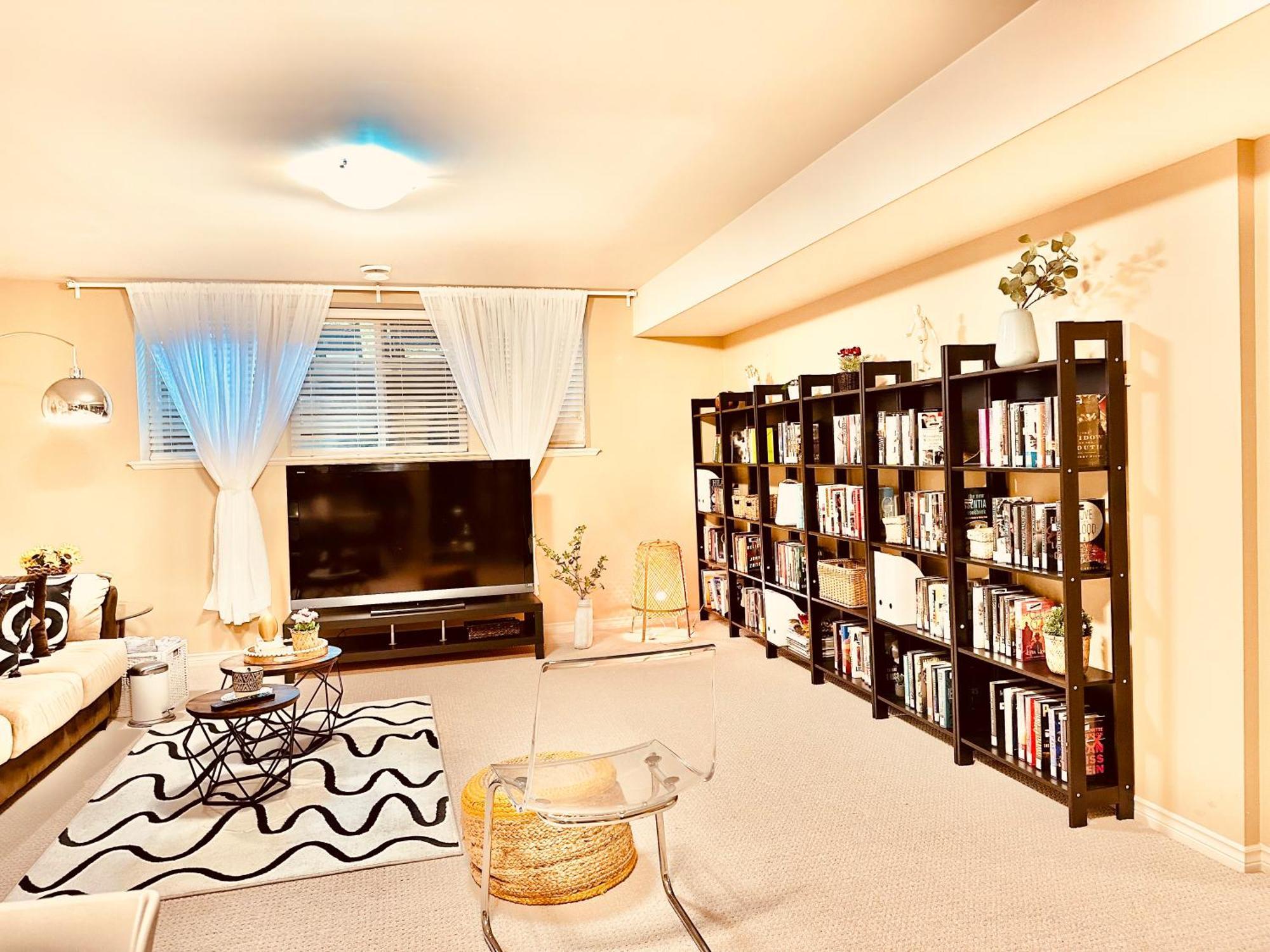 Scorpio House Langley Room B Bagian luar foto